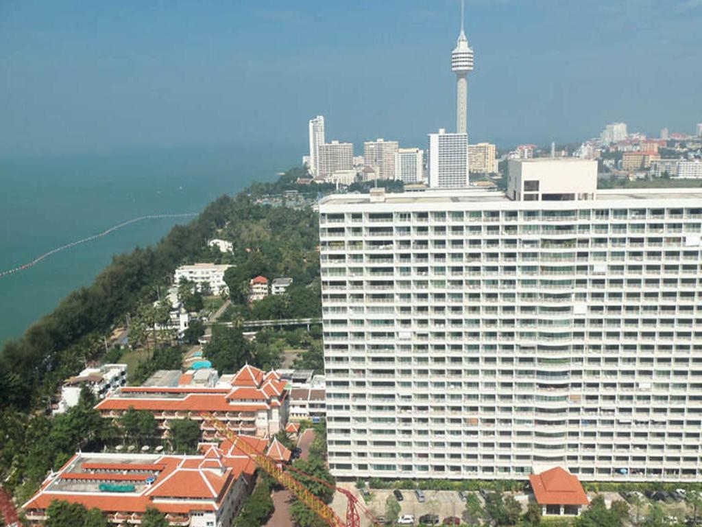 View Talay 5C Apartment Pattaya Exterior photo